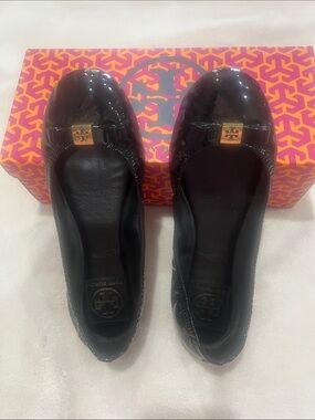Tory Burch Black Patent Leather Logo Ballet Flats